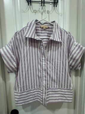 Hope & Harlow Lavender and White Striped Button Top